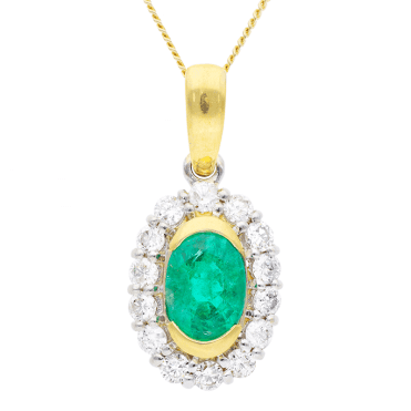 2cts of Emerald & Diamonds Honour a Celtic Heritage