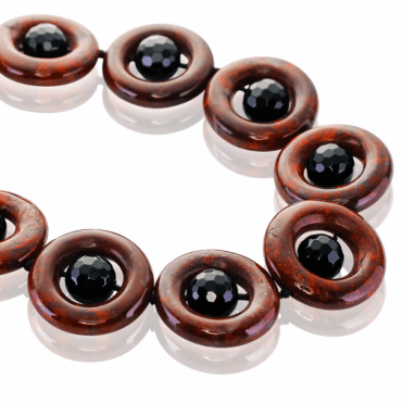 550cts of Jasper & Onyx Designed Like Richly Delicious Sweets