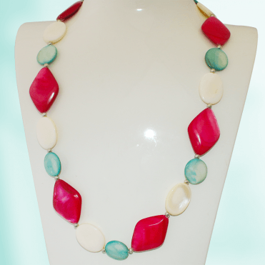 Berry-Bright Beads of Pearl & Shell