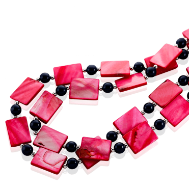 Carnaby Necklet of Carmine Shell Beads