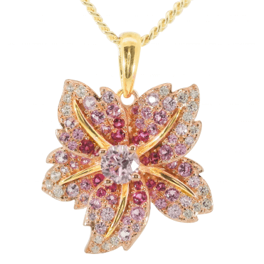Floral Contrasts Pendant