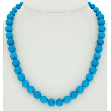 Graduated Turquoise Bead Necklace