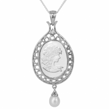 Ladies Shipton and Co Exclusive Silver and Rock Crystal Pendant including a PQA496RCFP