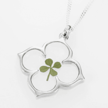 Ladies Shipton and Co Silver Pendant including a 16 Silver Chain TFE096NS