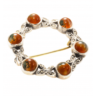 Moss Agate Wreath Brooch in Sterling Silver