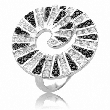 Star-studded Hollywood Staircase Ring