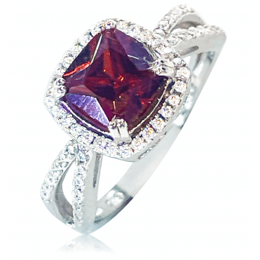 Vintage Fashion Ring in Sparkling Silver